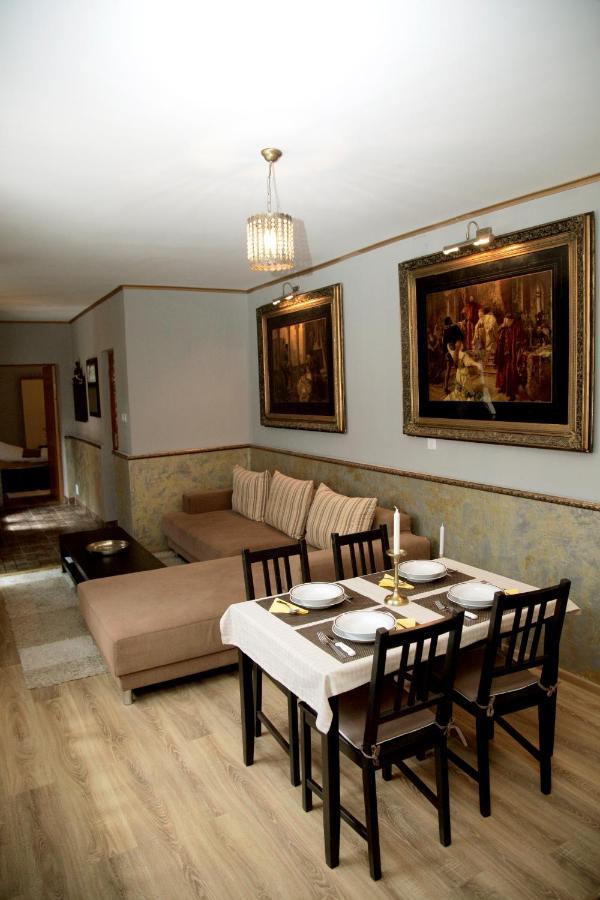 Vintage Apartment - Ultracentral, 2 Dormitoare Sighişoara Eksteriør billede