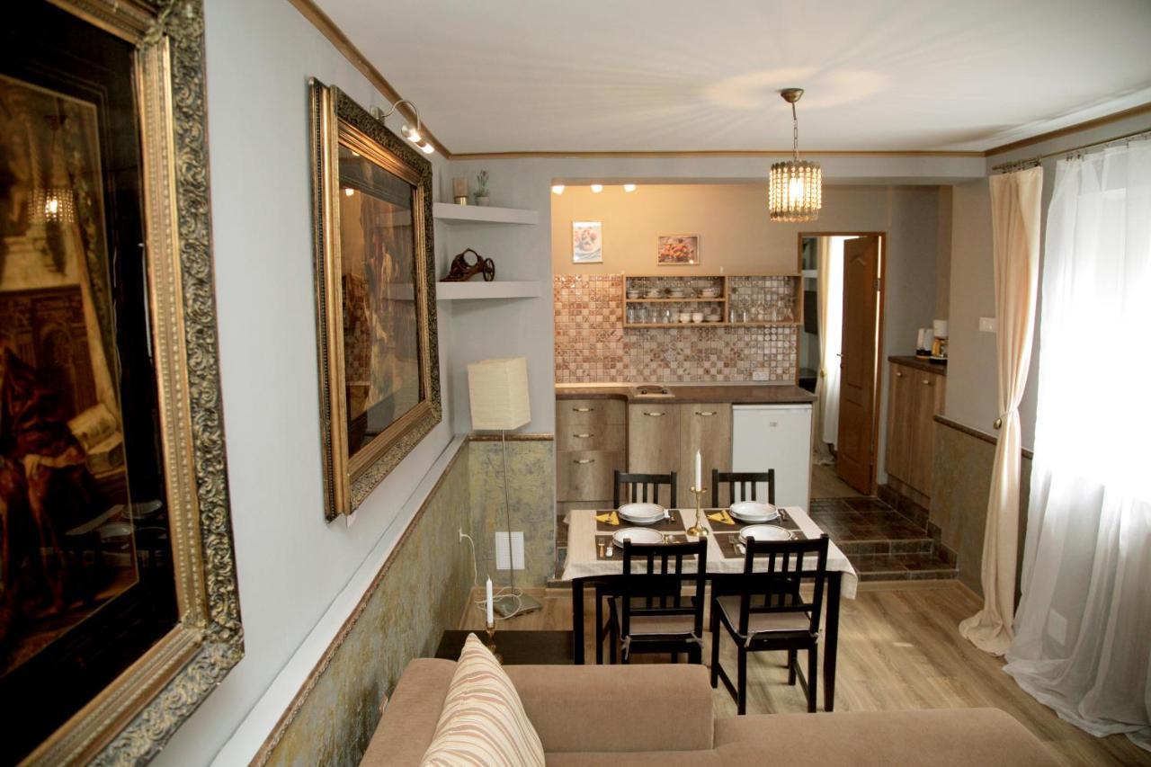 Vintage Apartment - Ultracentral, 2 Dormitoare Sighişoara Eksteriør billede
