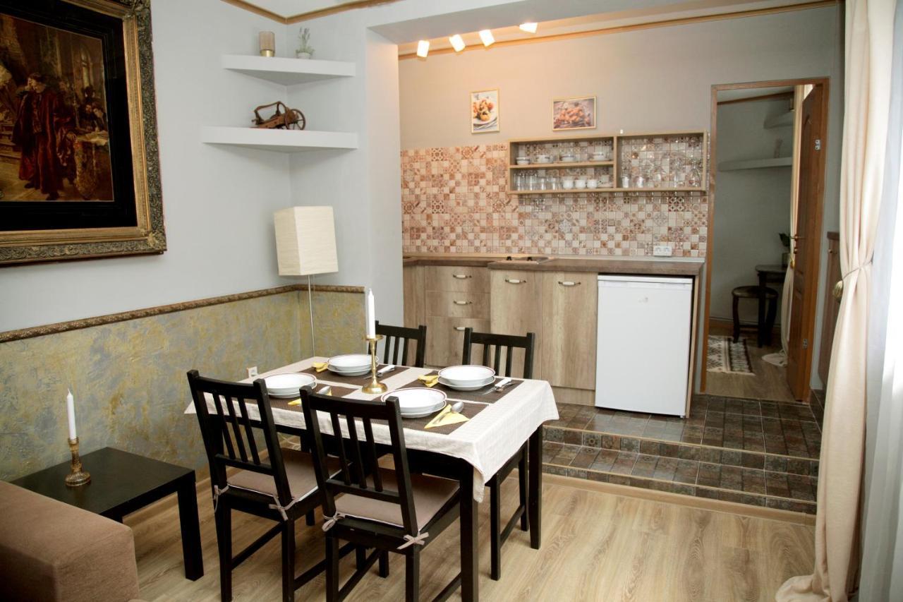 Vintage Apartment - Ultracentral, 2 Dormitoare Sighişoara Eksteriør billede